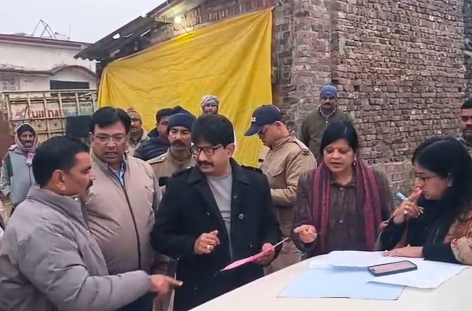 गदरपुर में प्रशासन की बड़ी कार्रवाई