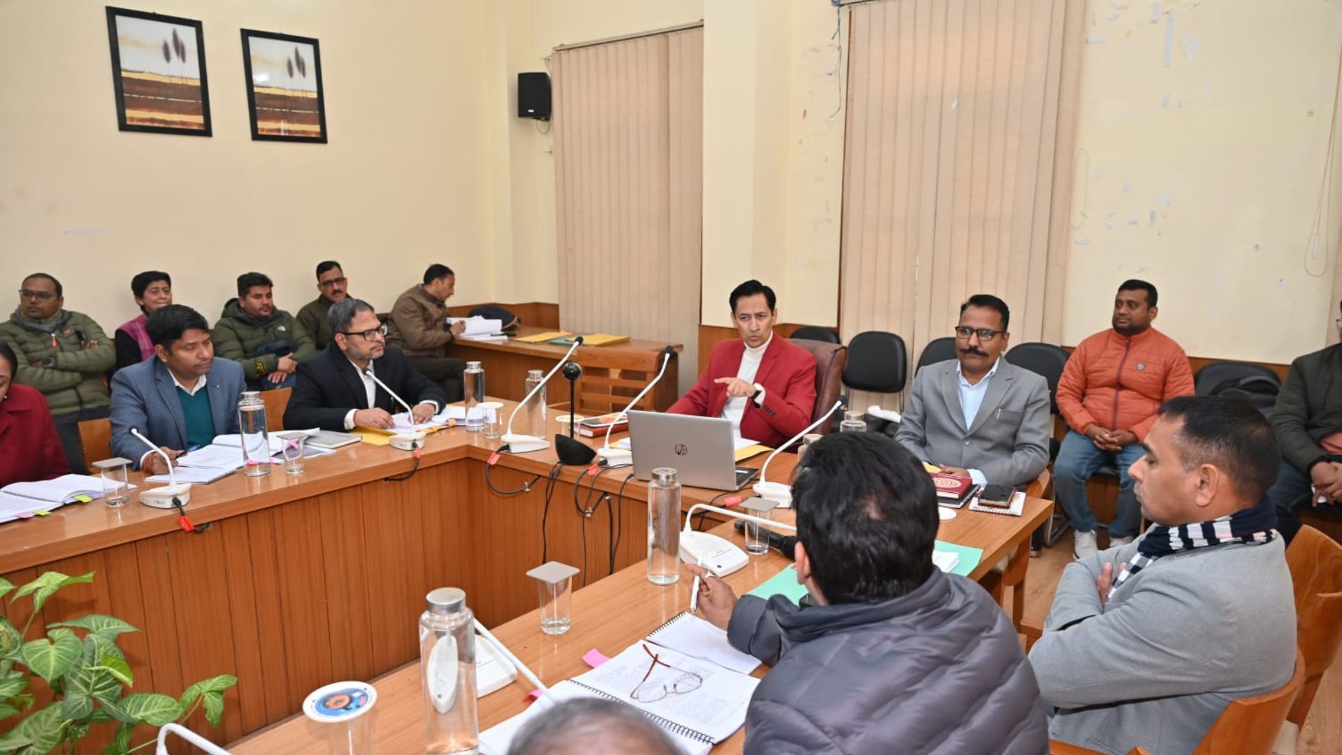 एक मकान नियम