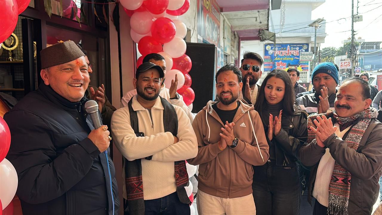 लालडांठ हल्द्वानी में खुला ‘प्रिंट ओरा