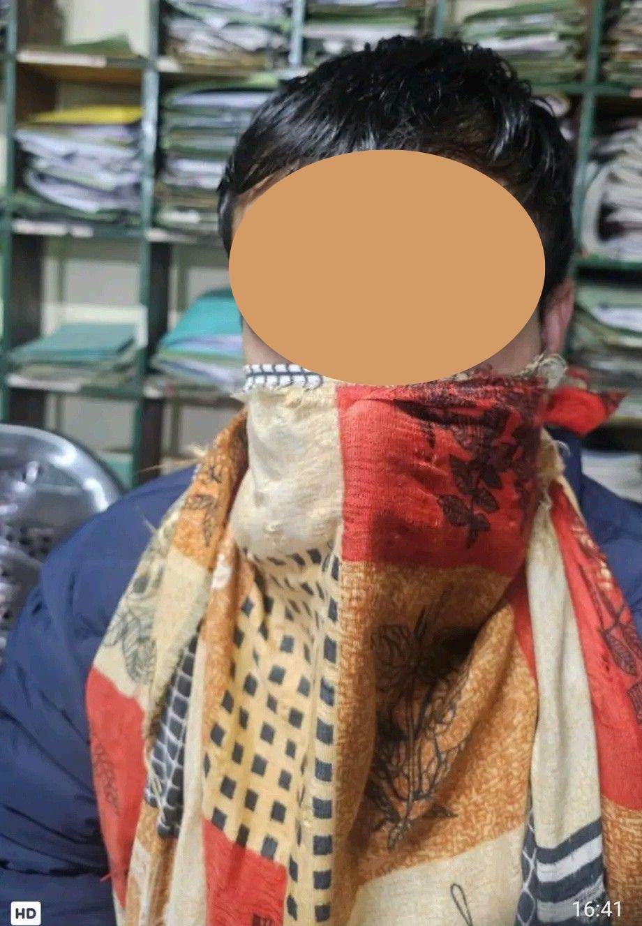 रिश्वत लेते गिरफ्तार