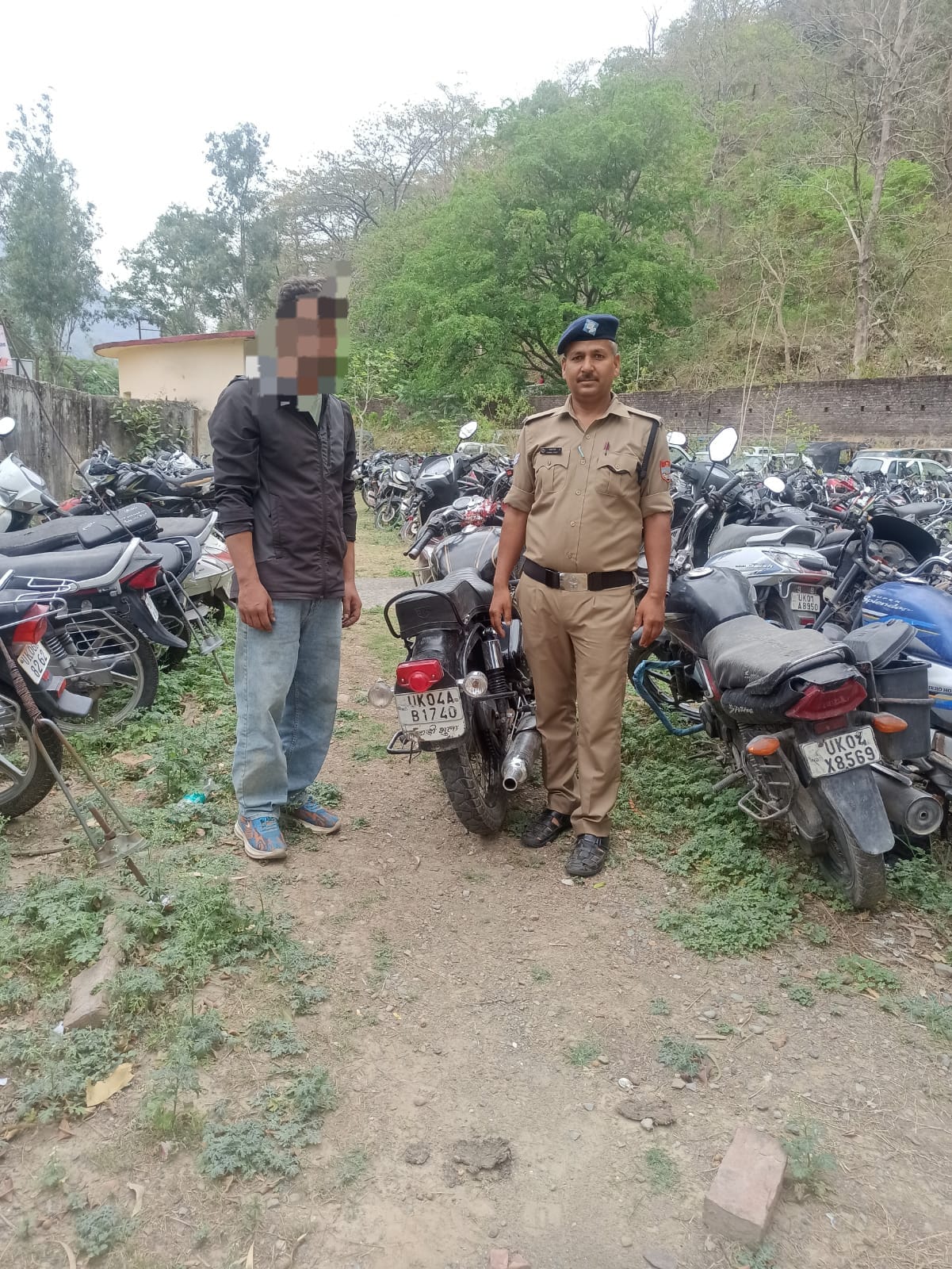 काठगोदाम पुलिस द्वारा नशे में वाहन चलाने वालों के खिलाफ चेकिंग