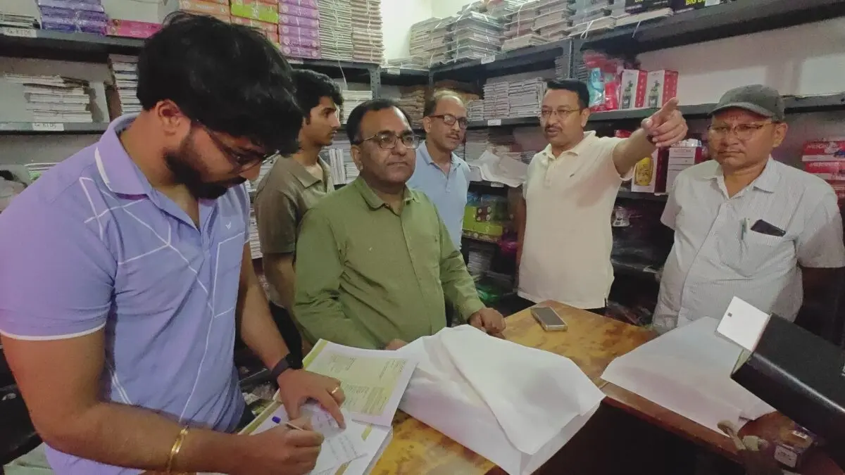 हल्द्वानी में शिक्षा के नाम पर वसूली पर वार