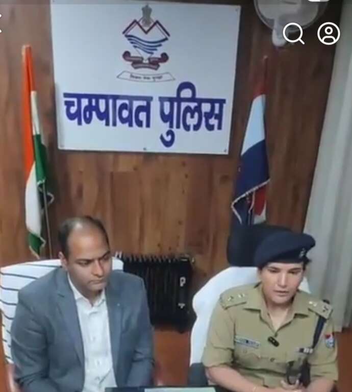 एसपी चंपावत रेखा यादव मामले की समीक्षा करते हुए