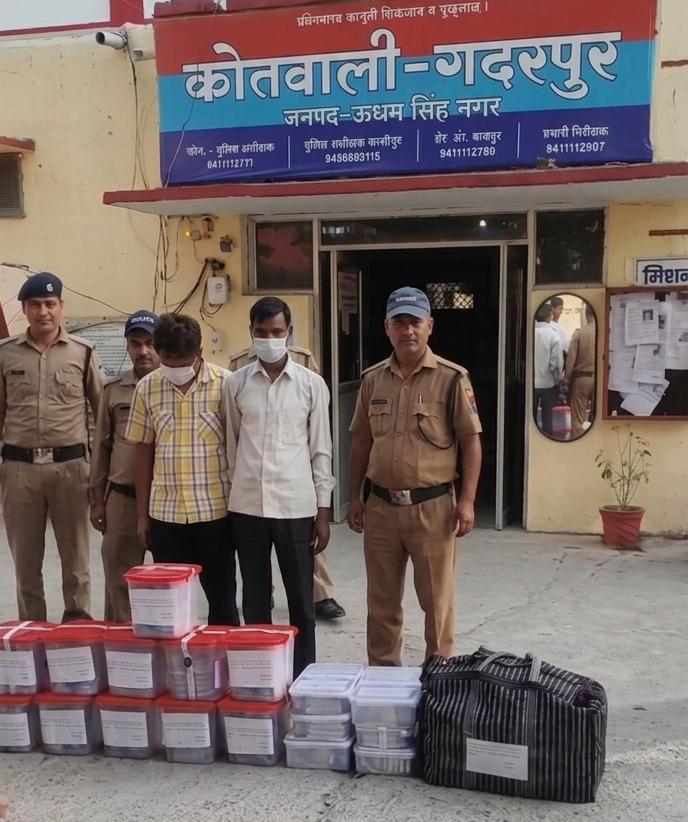 ऊधमसिंहनगर में एसएसपी अजय गणपति के निर्देश पर 4.54 करोड़ के नकली नोटों के साथ गिरफ्तार आरोपी