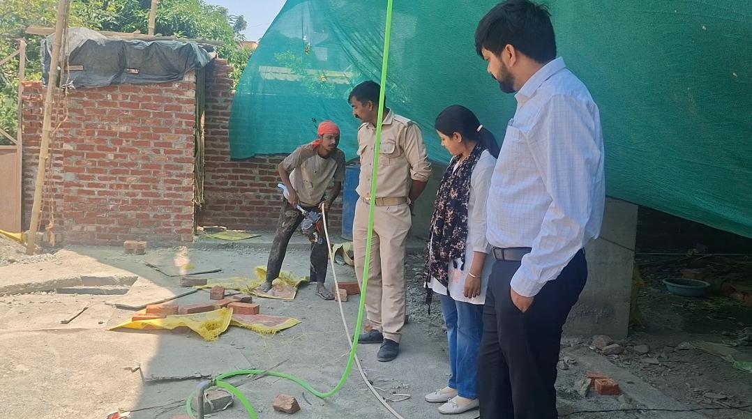 हल्द्वानी में नगर मजिस्ट्रेट ए.पी. बाजपेयी के नेतृत्व में पेयजल चोरी के खिलाफ छापेमारी