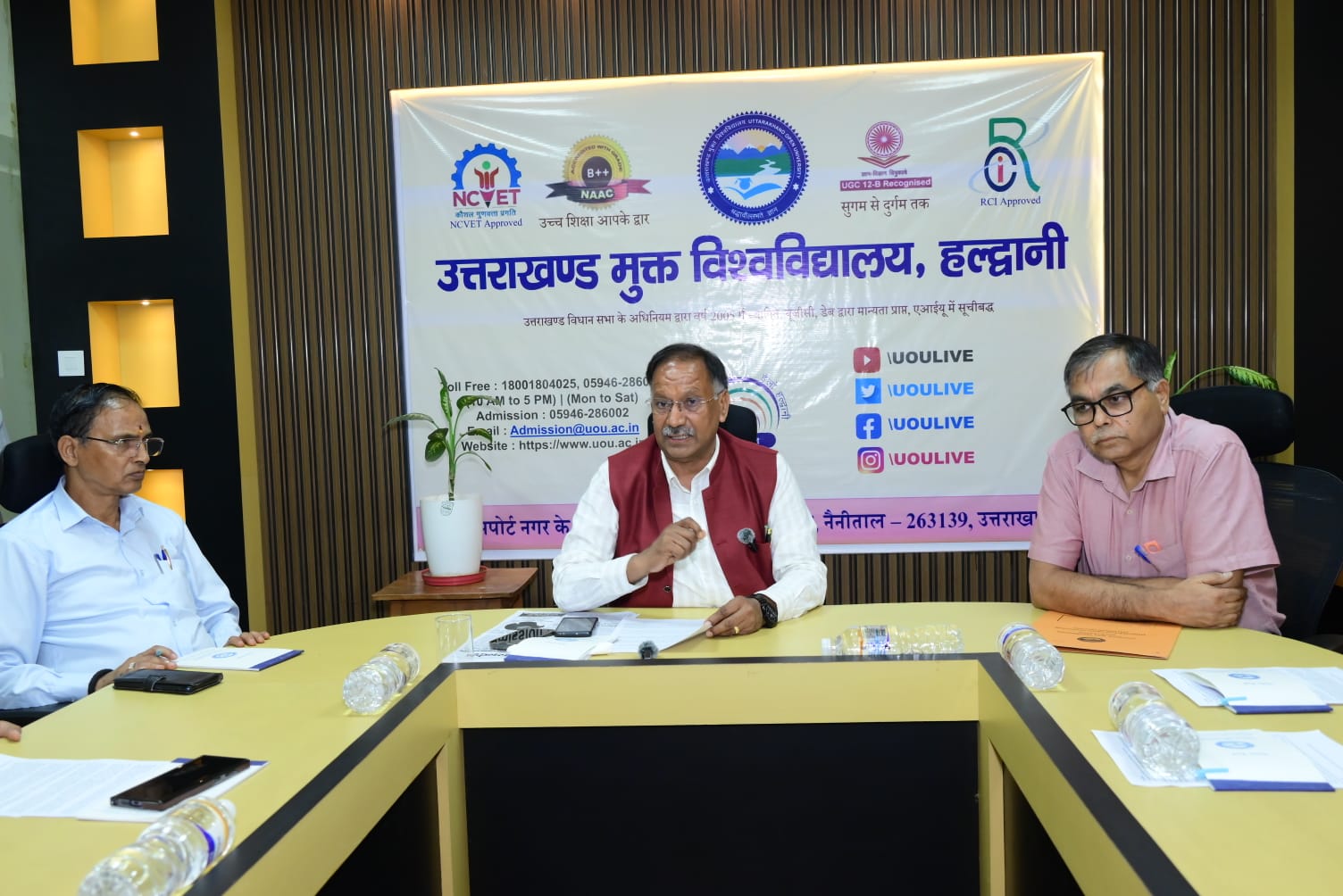 हल्द्वानी में उत्तराखण्ड मुक्त विश्वविद्यालय के जुलाई सत्र 2026 प्रवेश प्रक्रिया की प्रेस वार्ता को संबोधित करते कुलपति प्रो. नवीन चन्द्र लोहनी