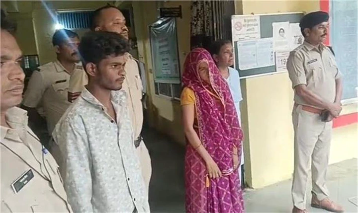 मध्य प्रदेश के खंडवा में पति केदार की हत्या के आरोप में पंधाना पुलिस की गिरफ्त में खड़ी पत्नी और उसका प्रेमी करण