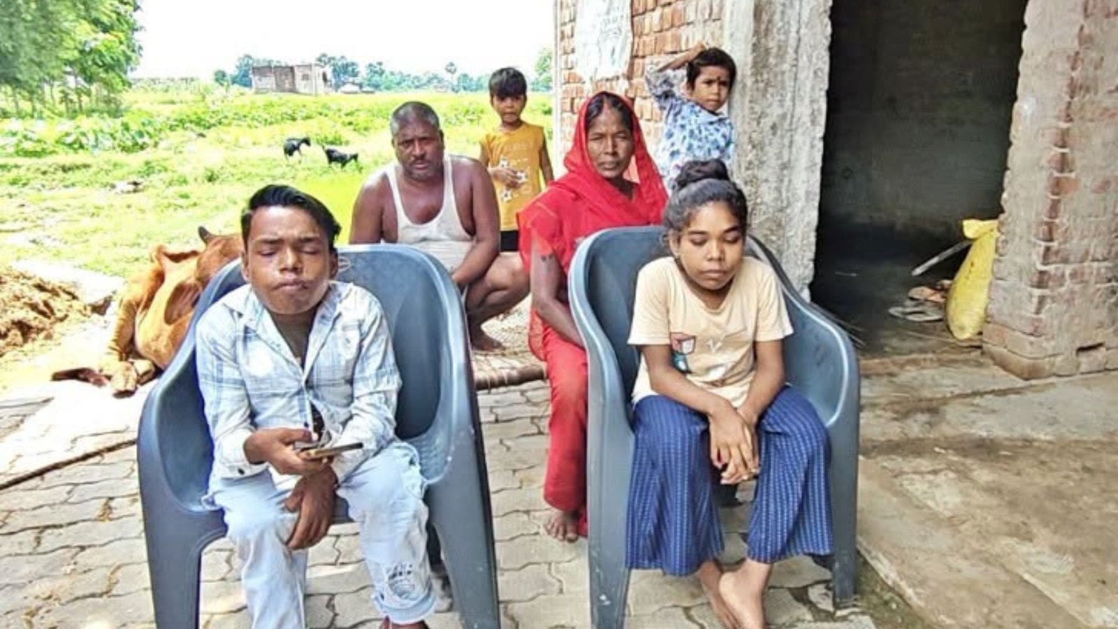 Handicapped Siblings Deepak And Karishma From Erki Village Gaya Bihar Studying