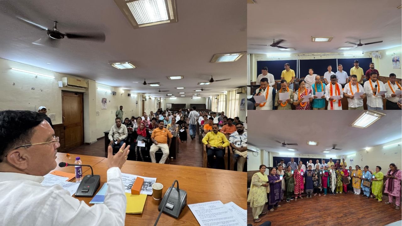 Mayor Gajraj Singh Bisht Presiding Over Haldwani Nagar Nigam Board Meeting