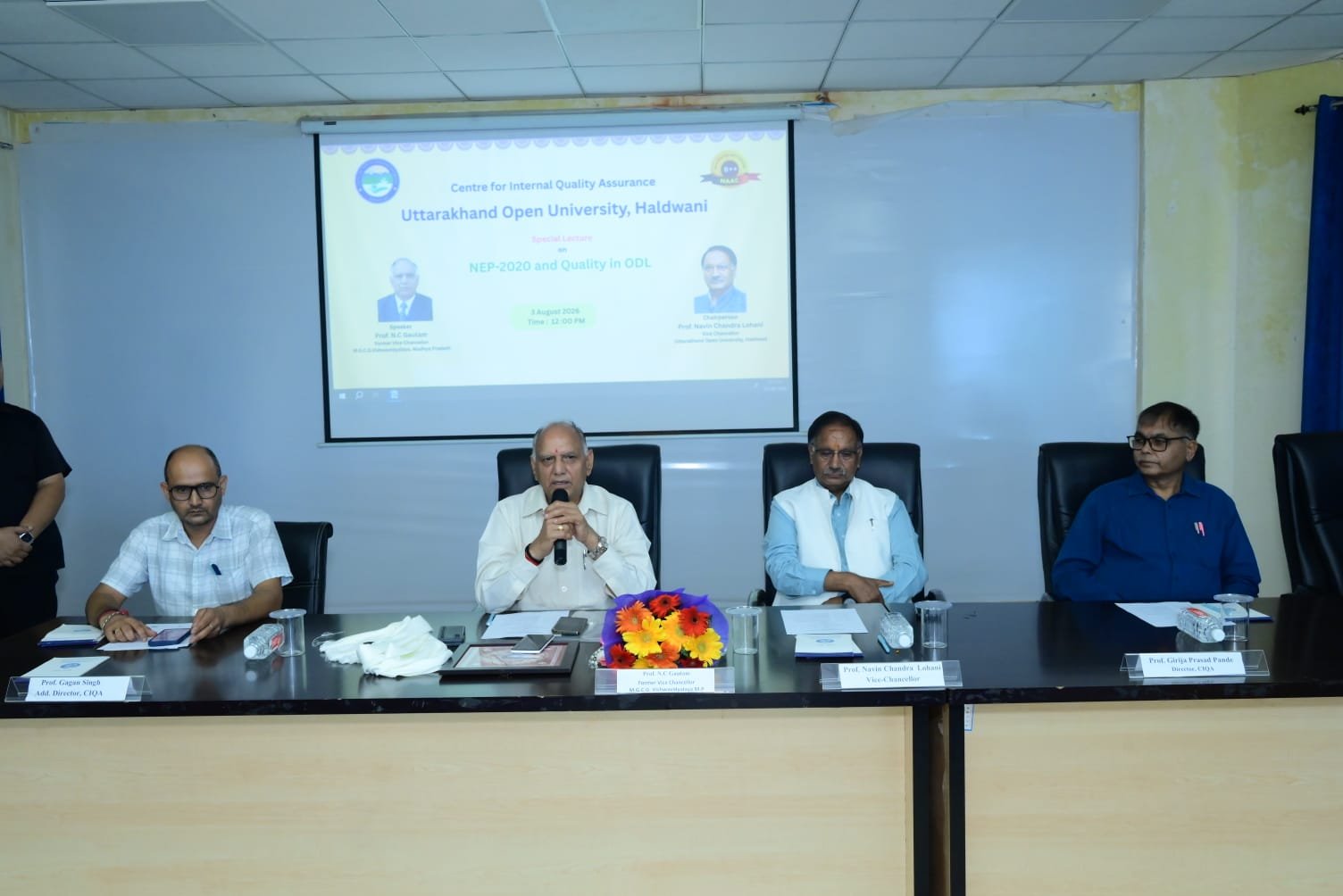Prof NC Gautam and Vice Chancellor Prof Naveen Chandra Lohani at UOU Haldwani