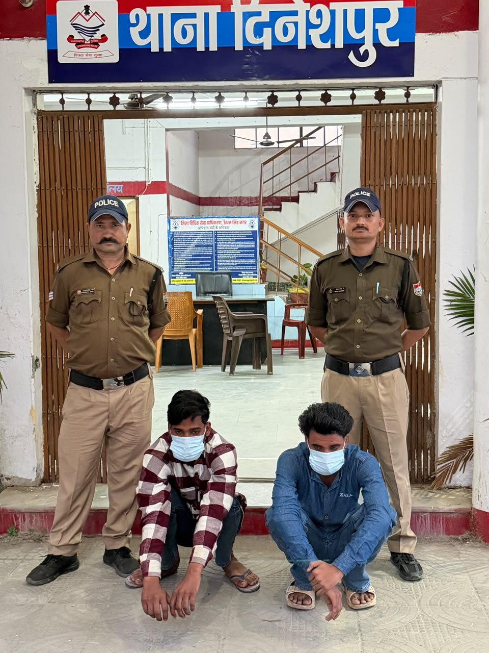 ऊधम सिंह नगर पुलिस की दिनेशपुर में छह छात्राओं से कथित छेड़छाड़ और धमकी के मामले में दो आरोपियों की गिरफ्तारी